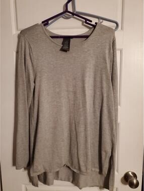 Chelsea and Theodore Women's Sweater